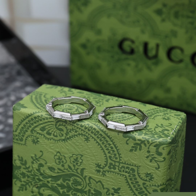 G*u*i rings